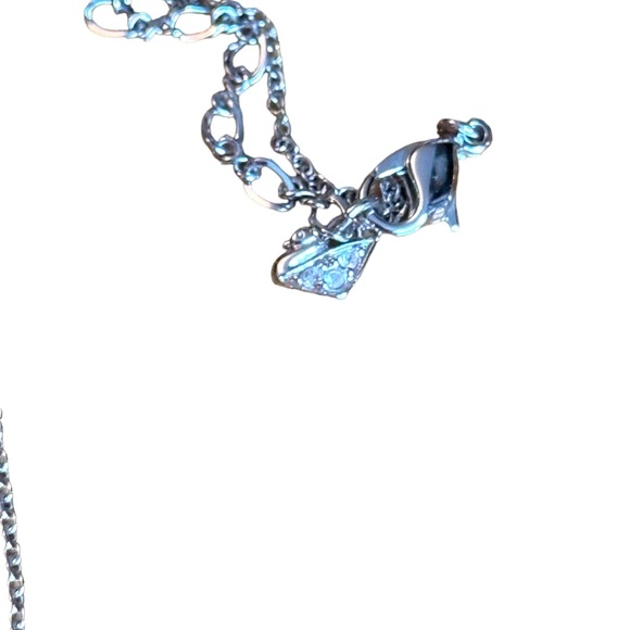 Lovely Swarovski crystal rhodium plate authentic swan heart necklace - Picture 5 of 6